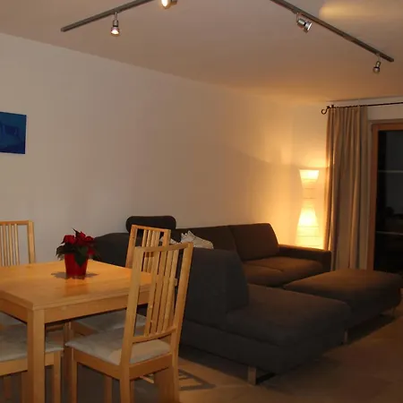 Mitterleithengut Apartment Zell am See